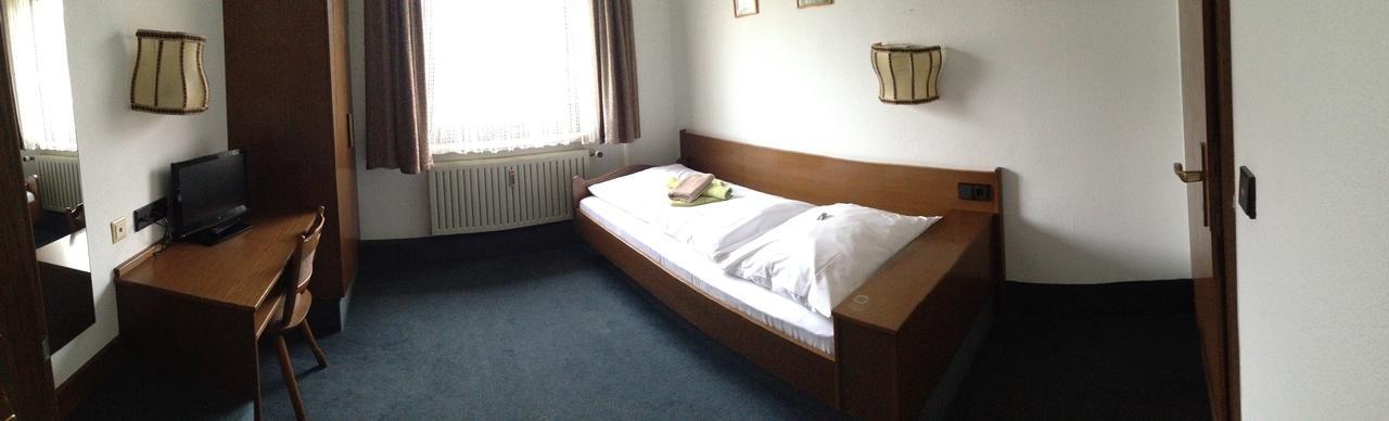 Aparthotel Goldene Rose Ebersbach an der Fils Exterior foto